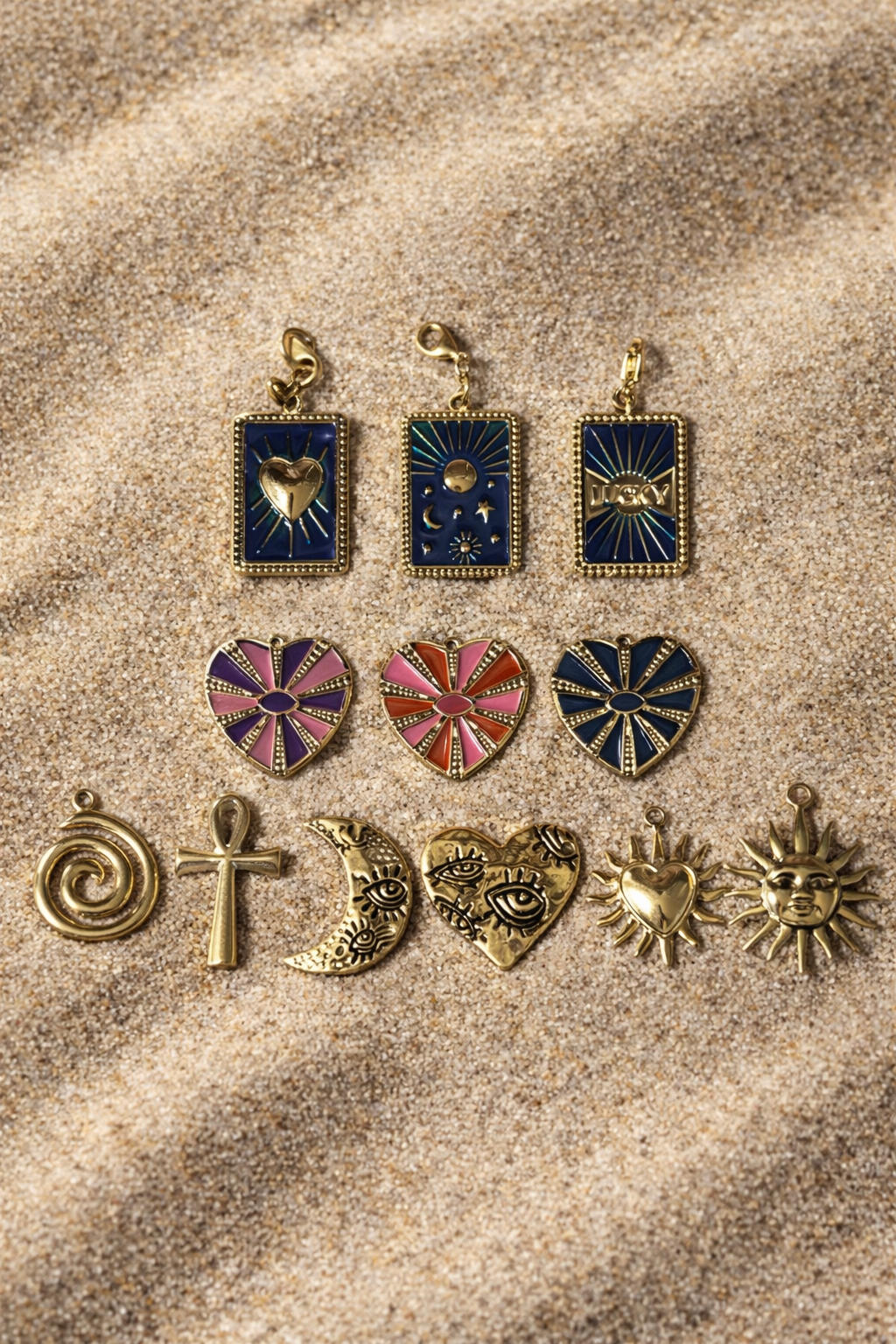 Les Grands Charms Dorés