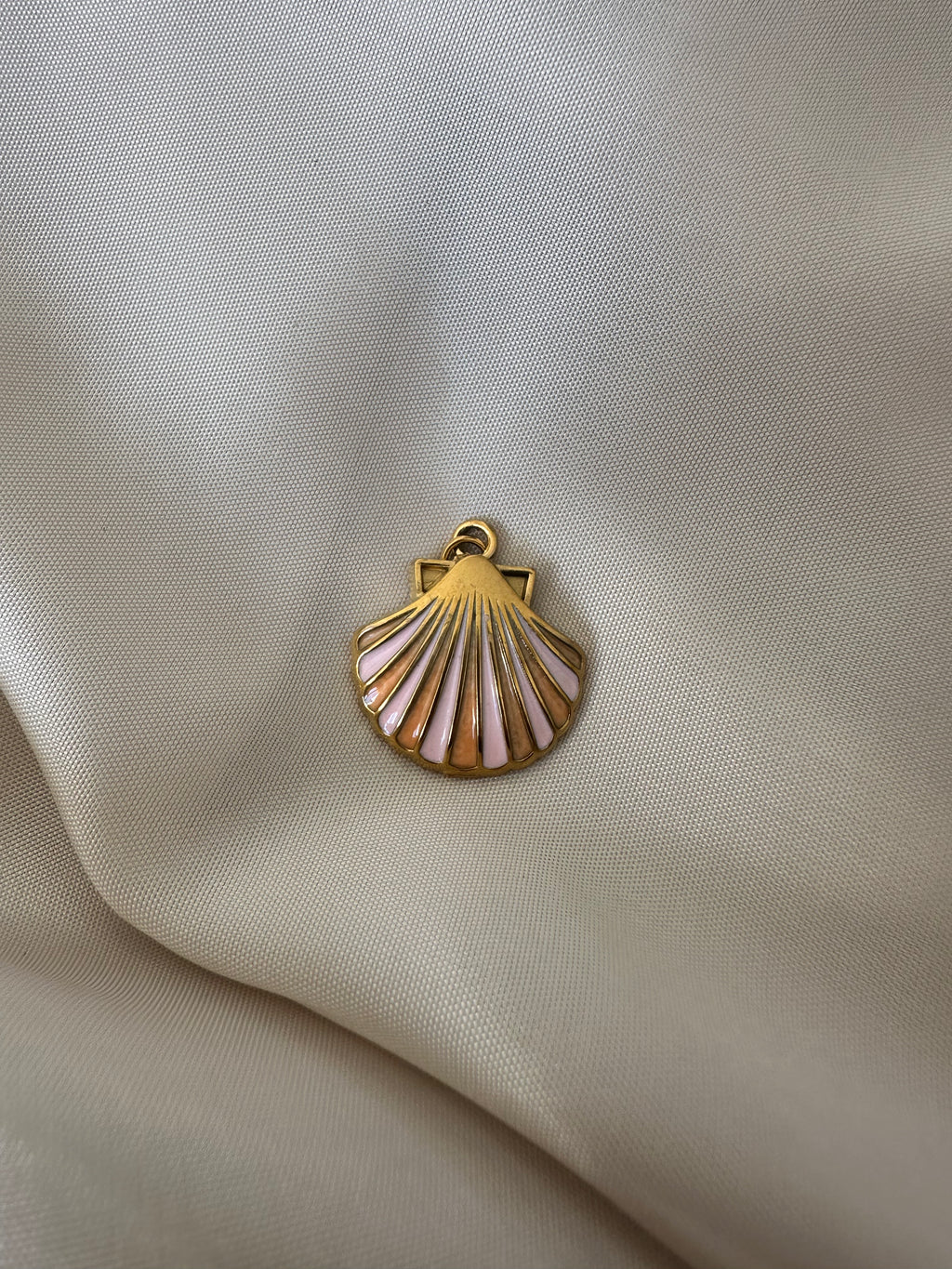 Charm coquille rose/orange