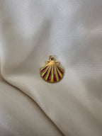 Charm coquille fushia/jaune