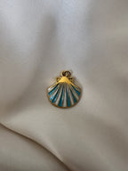 Charm coquille bleuée