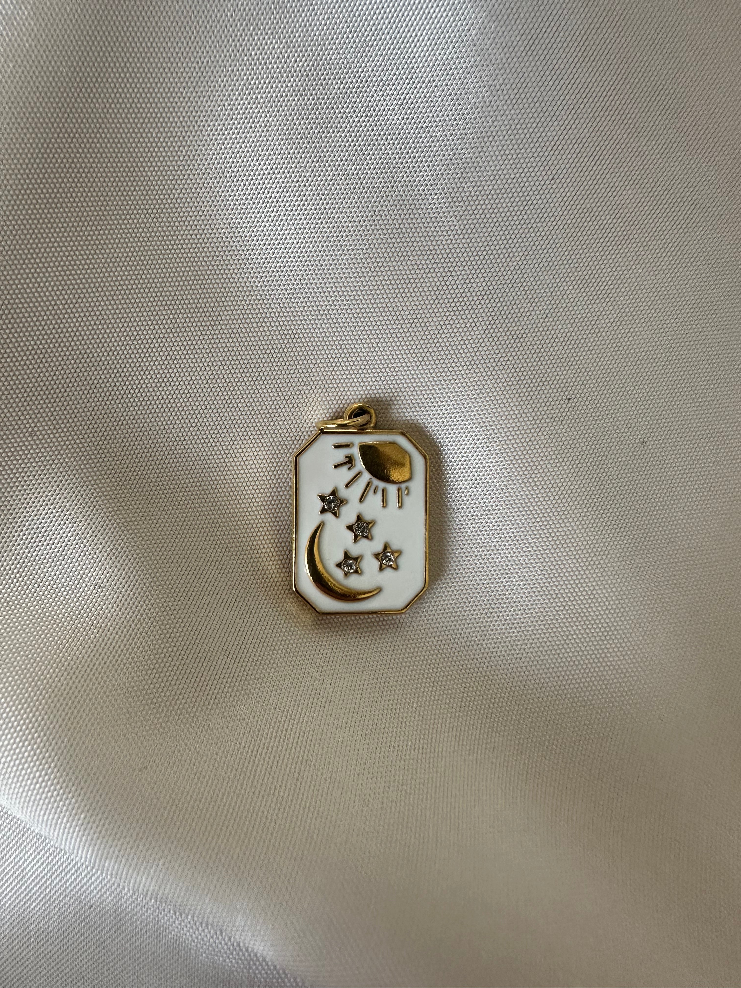 charm Univers blanc/doré