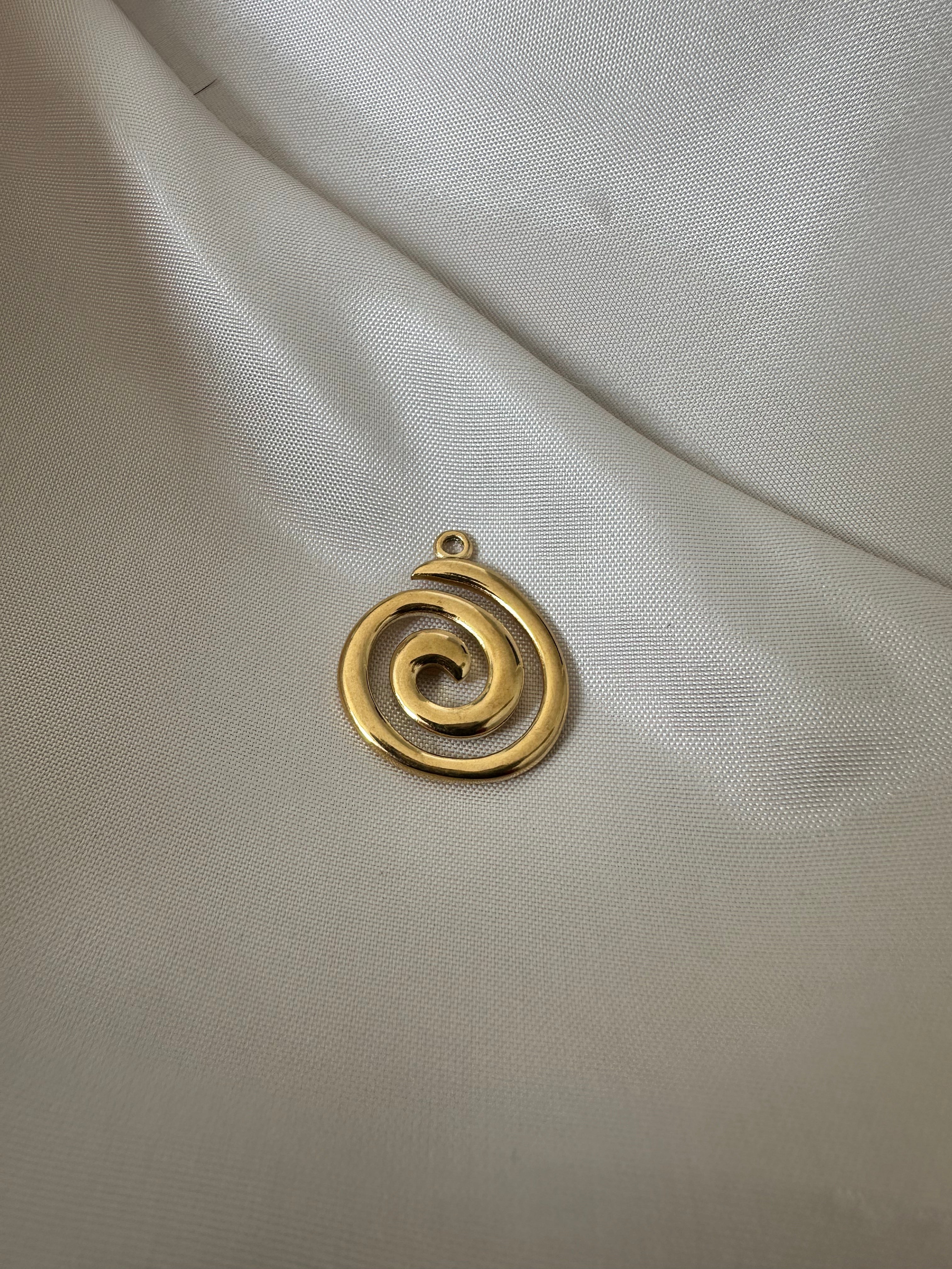 Charms " flow" doré