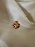 Petit charm coquille fushia/orange