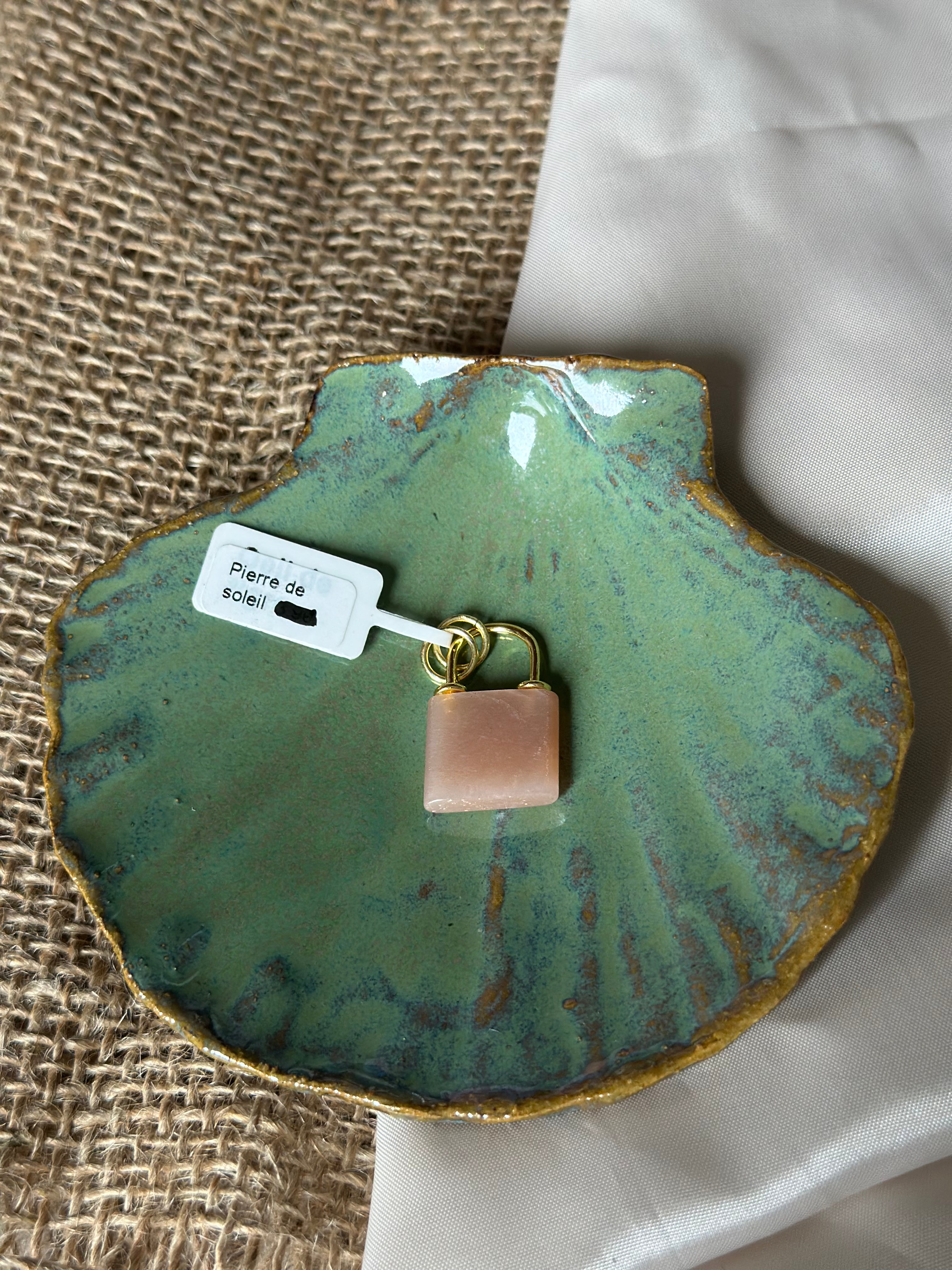 Pierre doré : Pierre de soleil