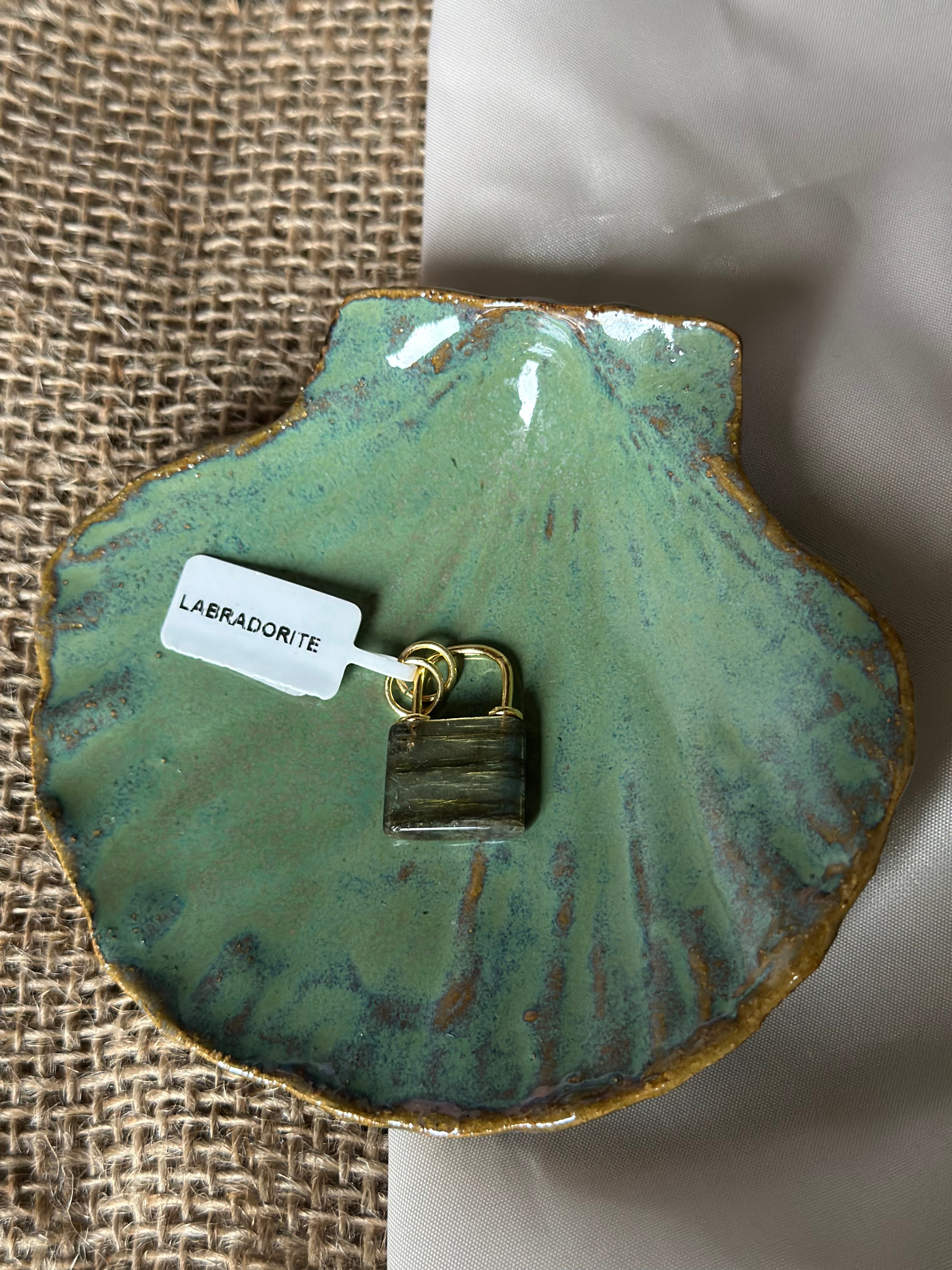 Pierre doré : Labradorite