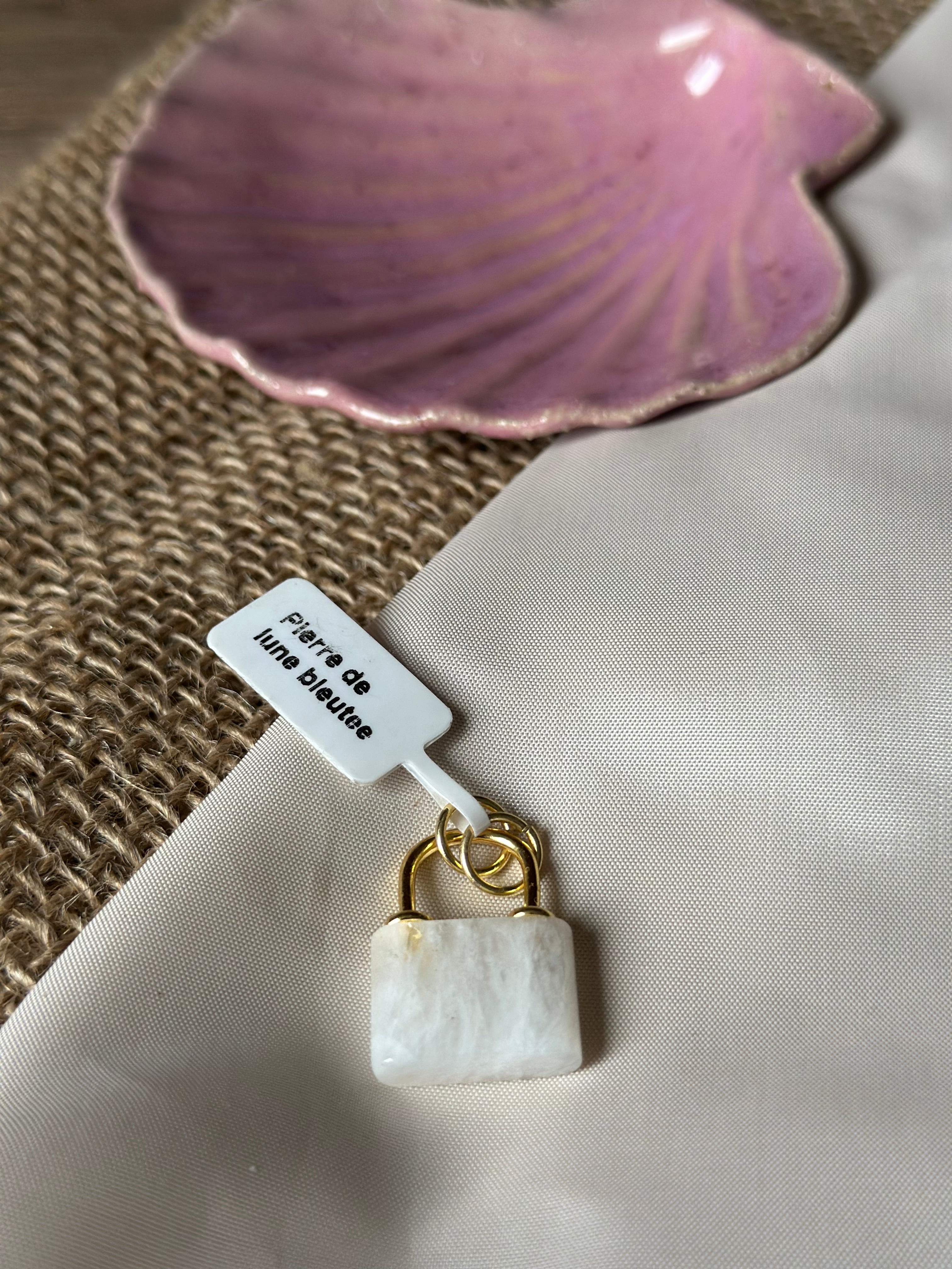 Pierre doré : Pierre de lune