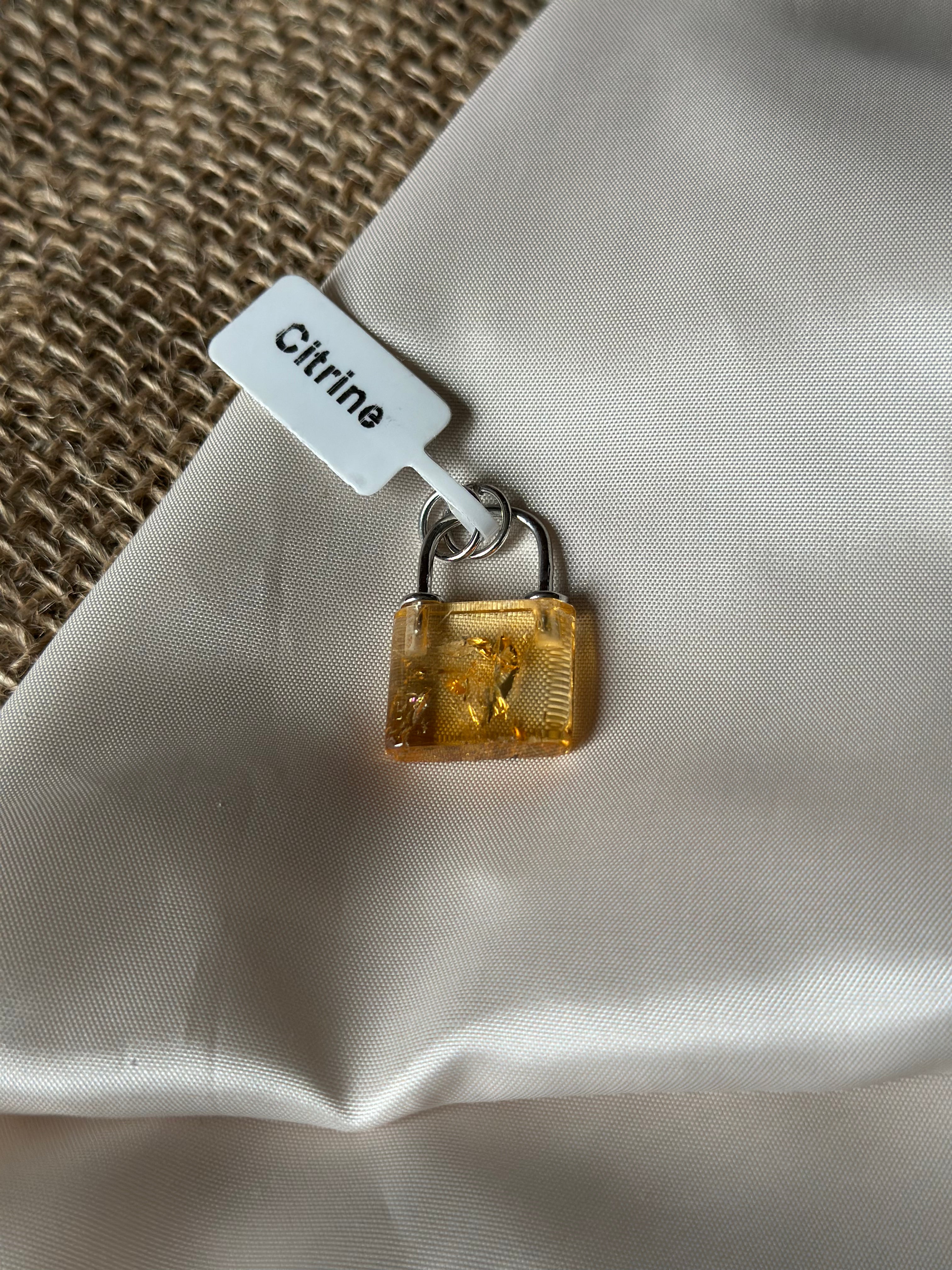 Pierre argenté : citrine