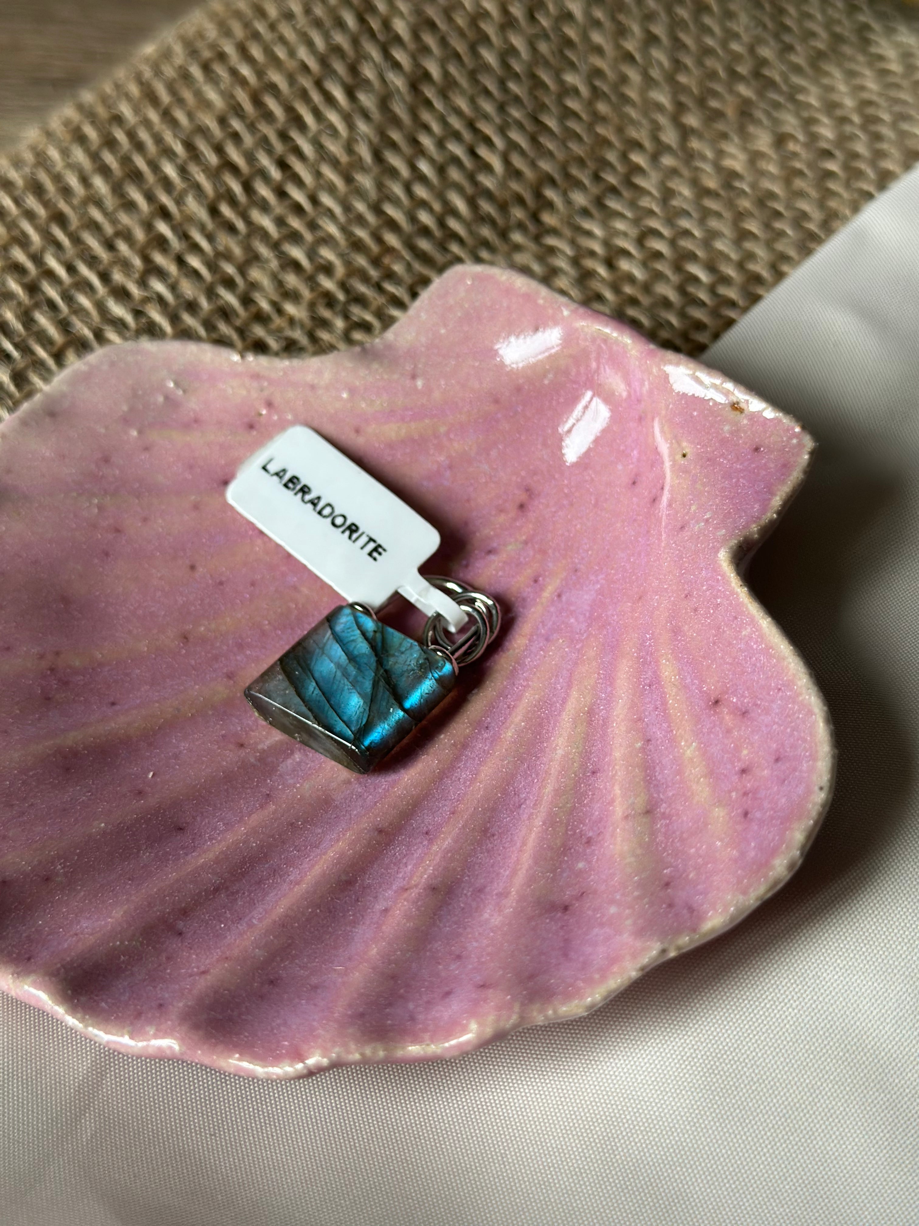 Pierre argenté : Labradorite