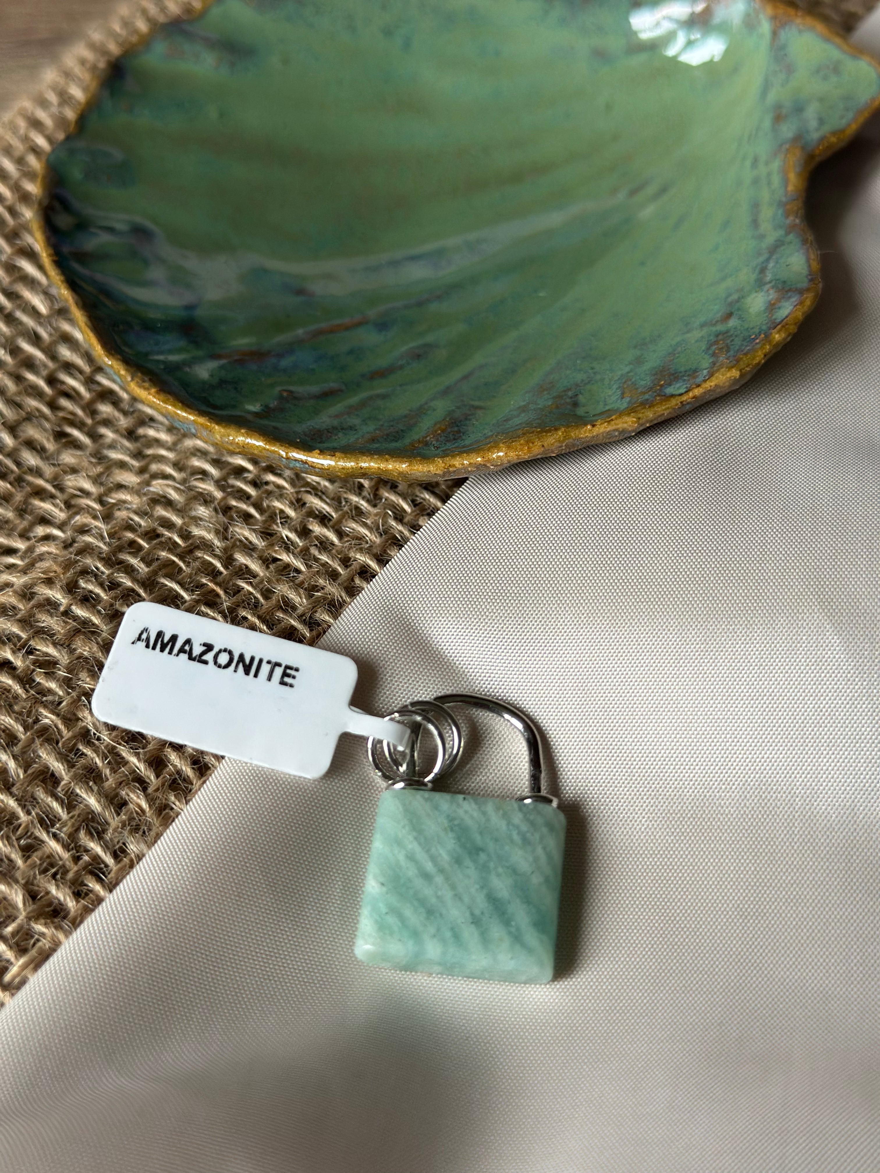 Pierre argenté : Amazonite