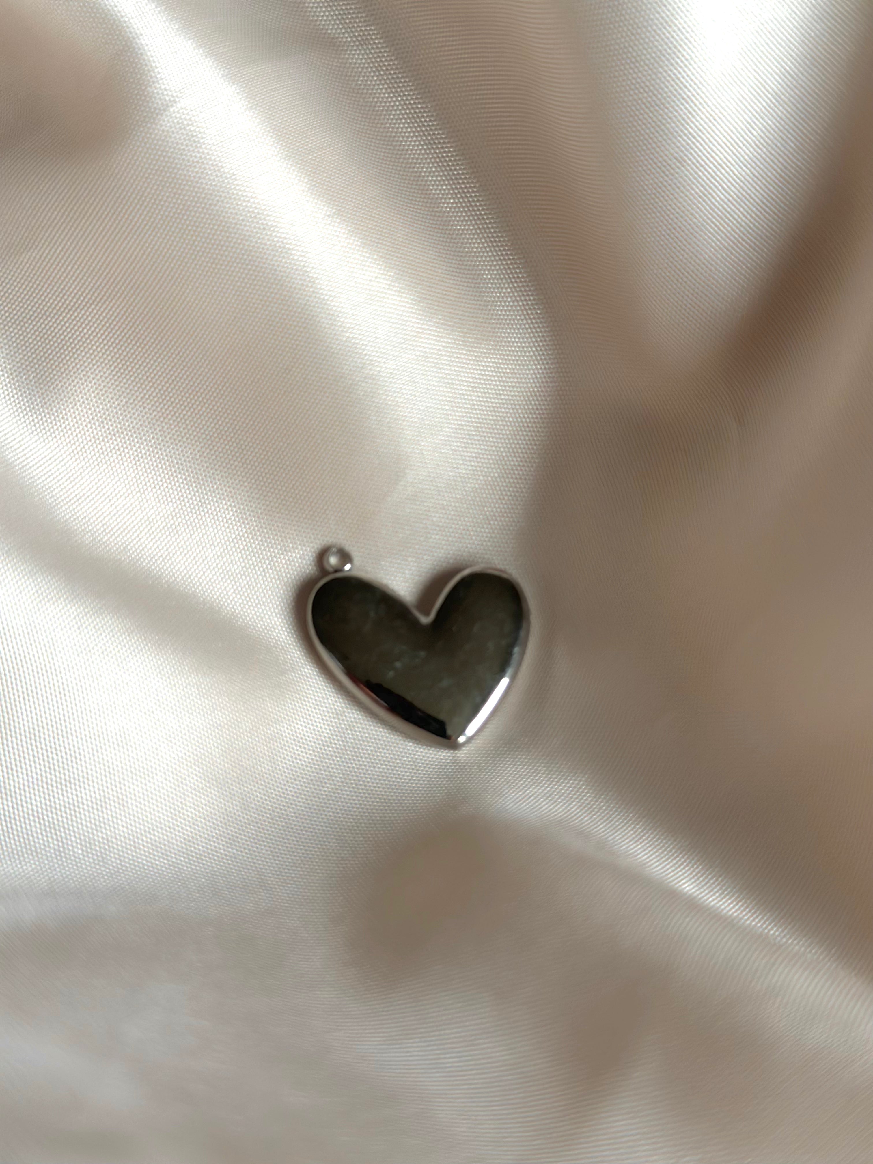 Charm coeur argenté nacré