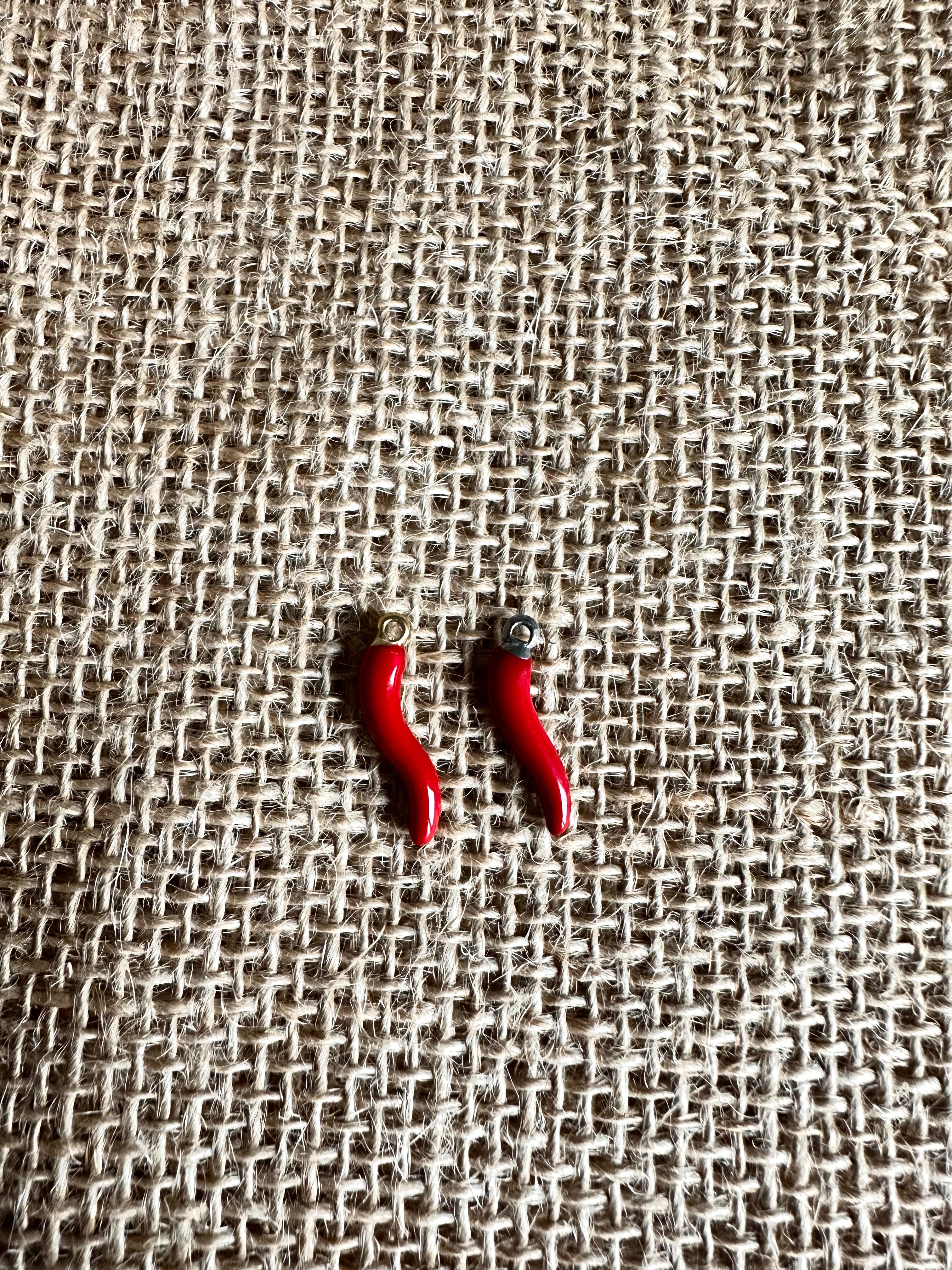 Charm piment argenté